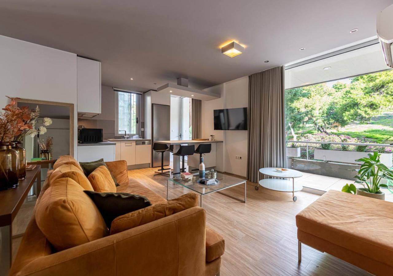 Phaedrus Living: Luxury Flat Vouliagmeni Lägenhet Aten Exteriör bild