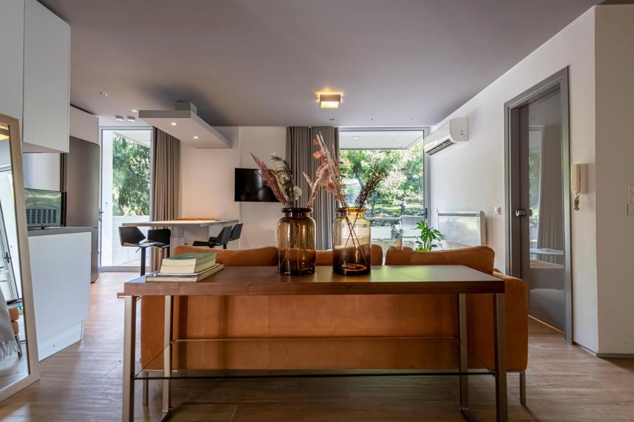 Phaedrus Living: Luxury Flat Vouliagmeni Lägenhet Aten Exteriör bild