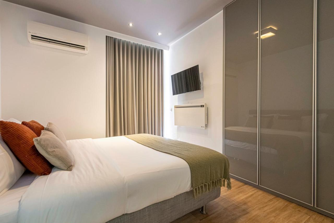 Phaedrus Living: Luxury Flat Vouliagmeni Lägenhet Aten Exteriör bild